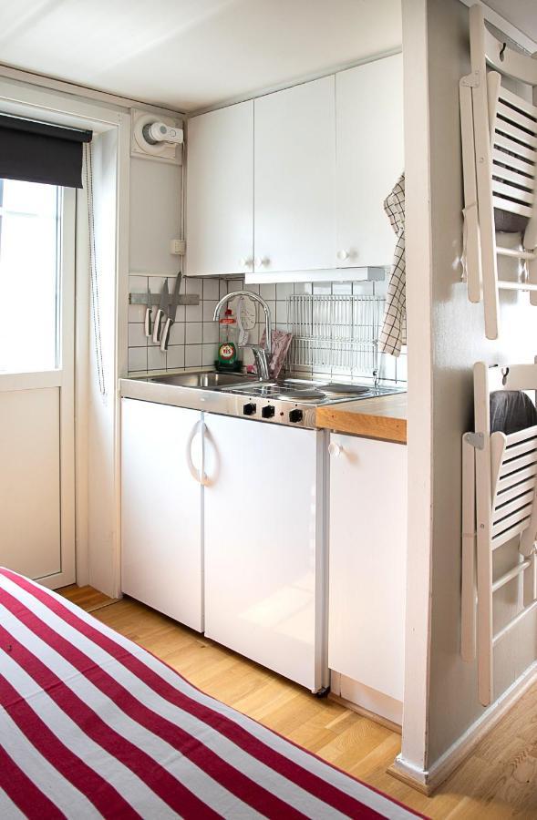 Appartement Karl-Oskars Krypin à Visby Extérieur photo