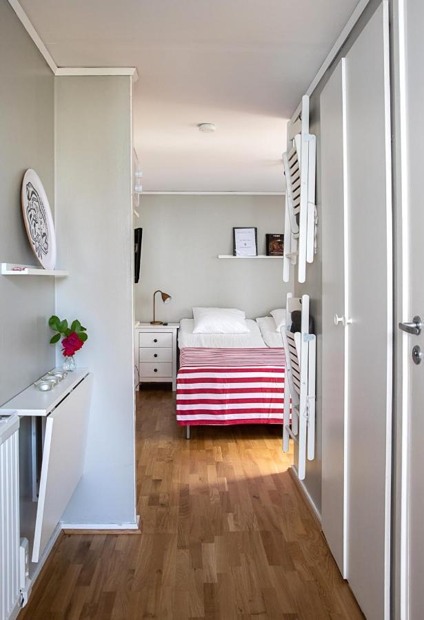 Appartement Karl-Oskars Krypin à Visby Extérieur photo
