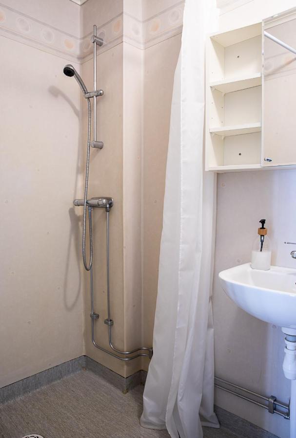 Appartement Karl-Oskars Krypin à Visby Extérieur photo
