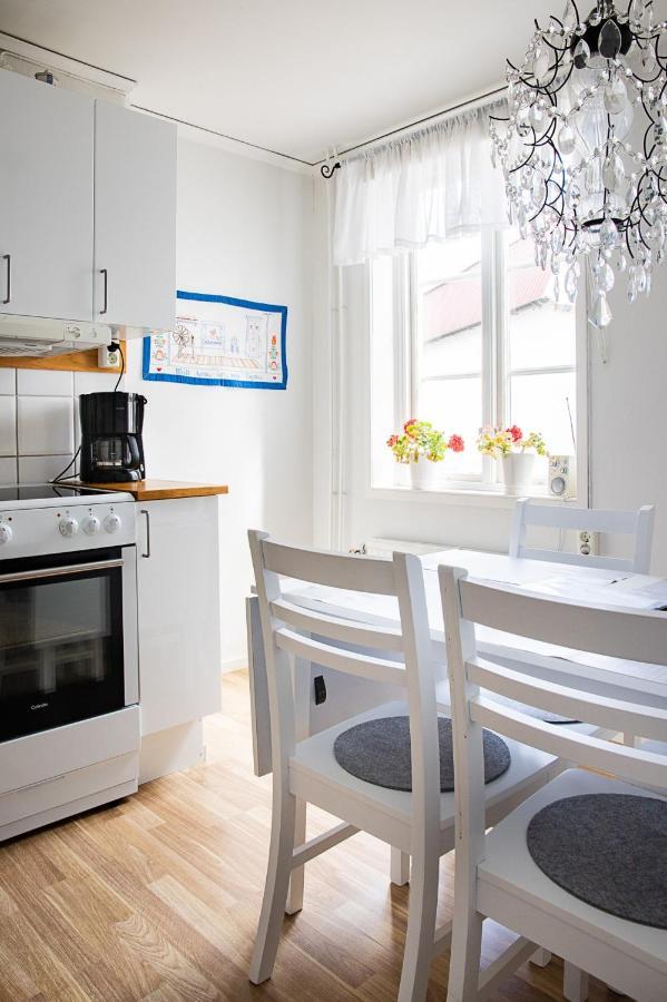 Appartement Karl-Oskars Krypin à Visby Extérieur photo
