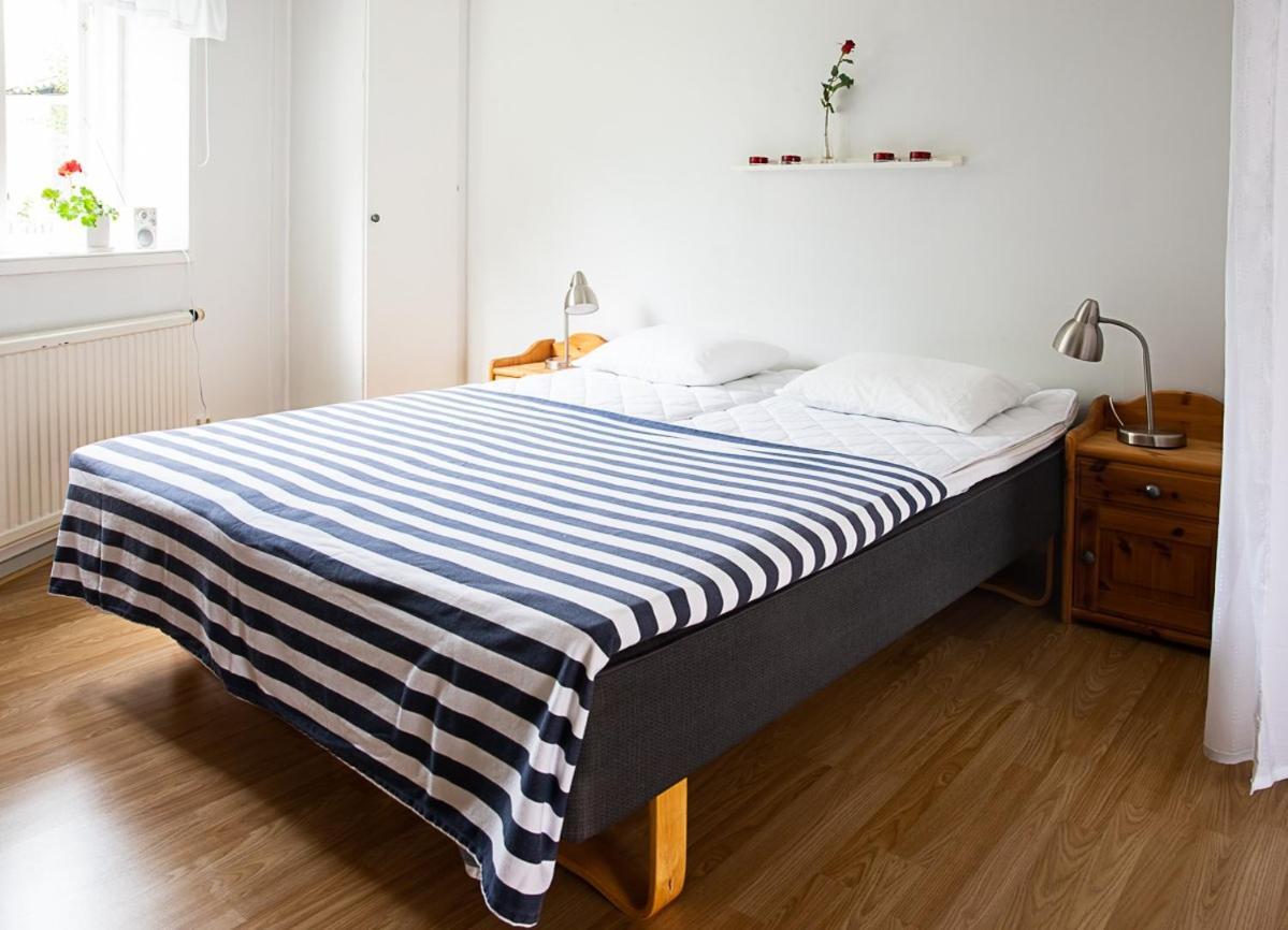 Appartement Karl-Oskars Krypin à Visby Extérieur photo