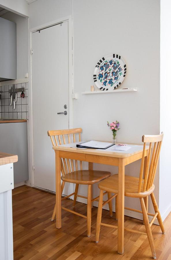 Appartement Karl-Oskars Krypin à Visby Extérieur photo