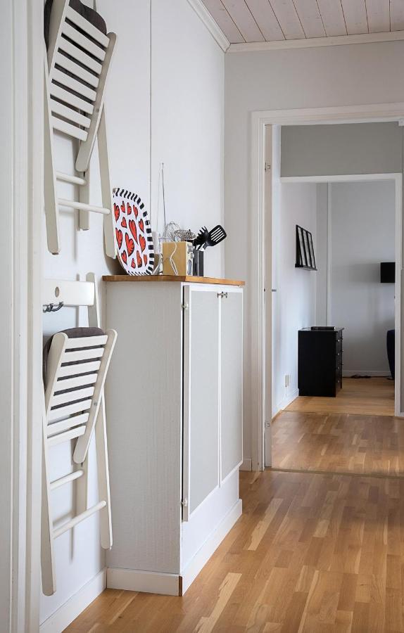 Appartement Karl-Oskars Krypin à Visby Extérieur photo