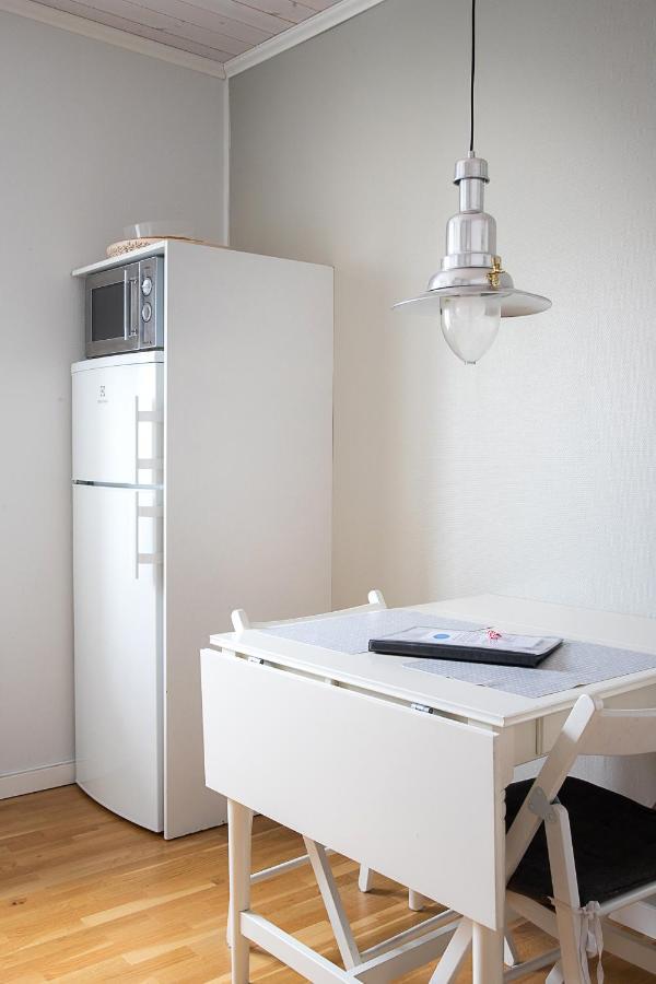 Appartement Karl-Oskars Krypin à Visby Extérieur photo